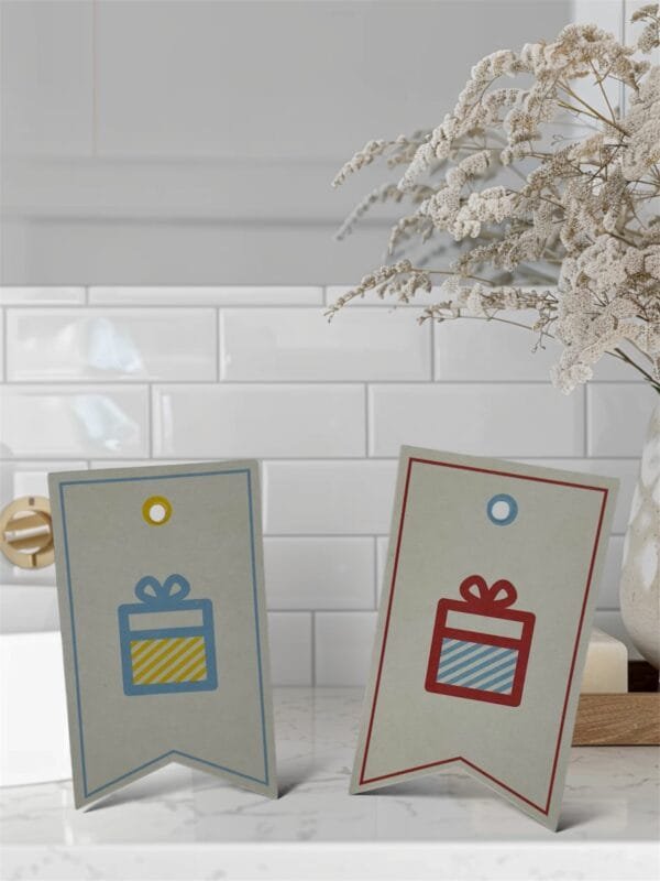 Tags Antiguos  -  Pack x 10 unidades surtidas